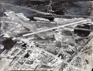 Hyannis Airport, 1951