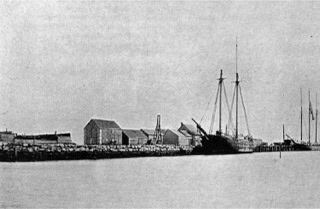 HyannisHarborTrainPier