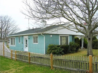 the Lustron House, 1950